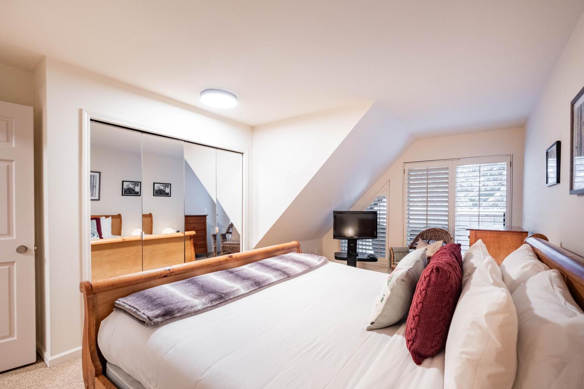 Sunpath By Outpost Whistler Villa Buitenkant foto