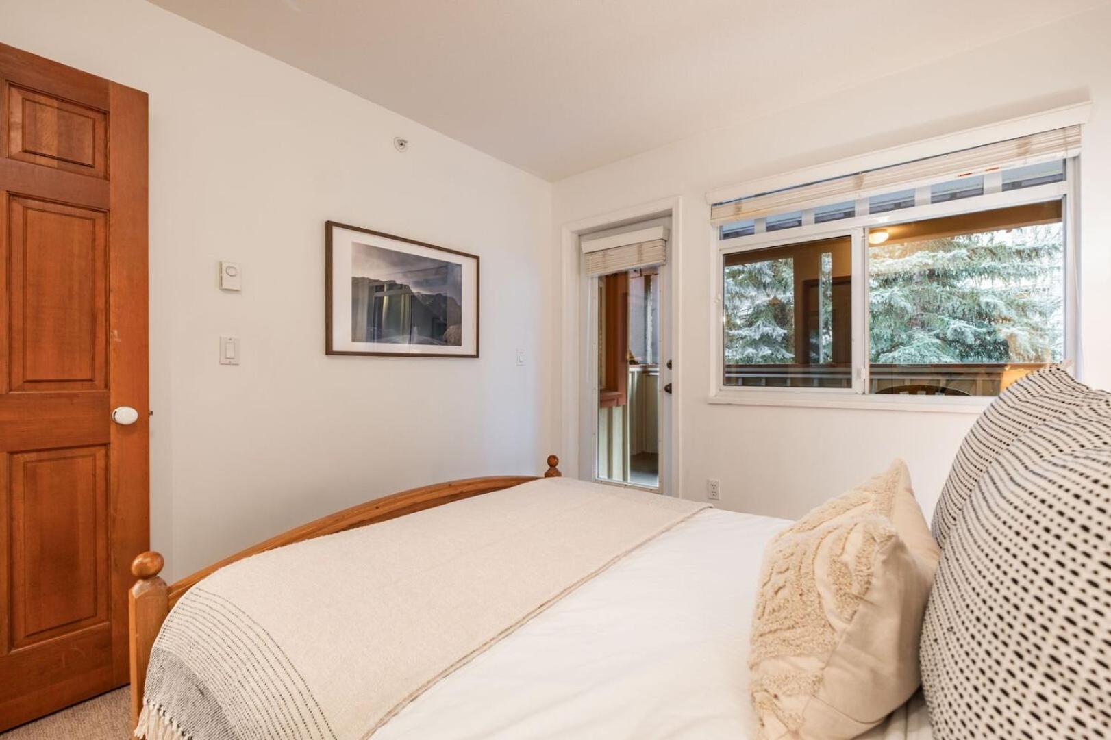 Sunpath By Outpost Whistler Villa Buitenkant foto
